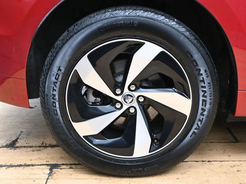 Used 2025 Jaguar F-PACE R-Dynamic S image 14