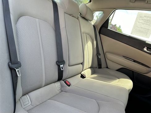 Used 2016 Kia Optima LX image 9