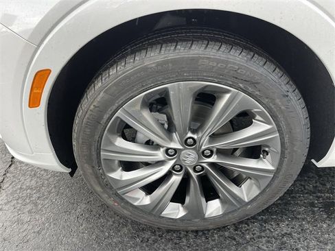 New 2026 Buick Envista Avenir image 10