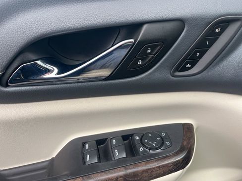 Used 2021 GMC Acadia Denali w/ Denali Ultimate Package image 29