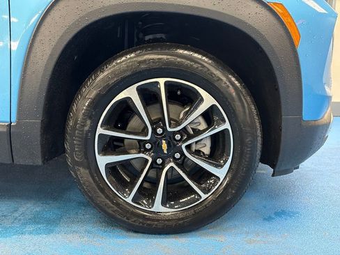 New 2026 Chevrolet TrailBlazer LT w/ Convenience Package FWD image 3