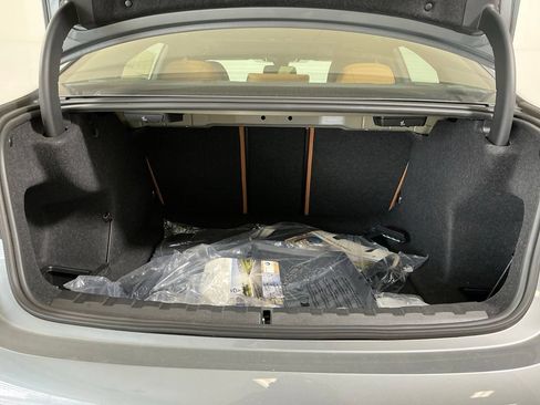 New 2026 BMW 330i Sedan w/ M Sport Package RWD image 29