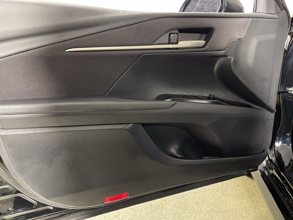 Used 2025 Toyota Camry LE FWD image 17
