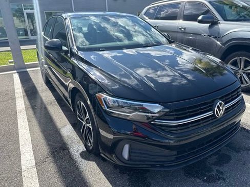 Used 2024 Volkswagen Jetta Sport FWD image 1