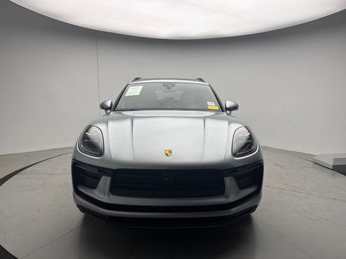 Certified 2026 Porsche Macan AWD/4WD image 25