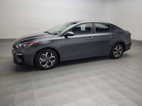 Used 2019 Kia Forte LXS image 2
