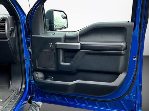 Used 2016 Ford F150 XLT w/ Equipment Group 302A Luxury AWD/4WD image 30