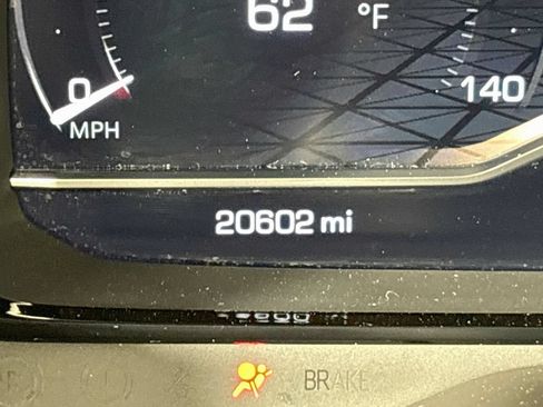Certified 2024 GMC Yukon Denali Ultimate AWD/4WD image 16