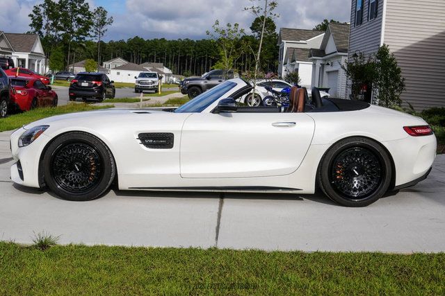 Used 2018 Mercedes-Benz AMG GT C image 3