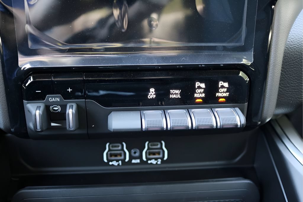 New 2026 RAM 2500 Lone Star AWD/4WD image 24