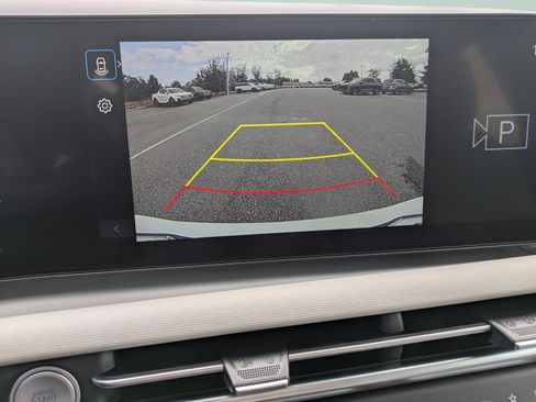 New 2026 Hyundai Tucson SE image 25