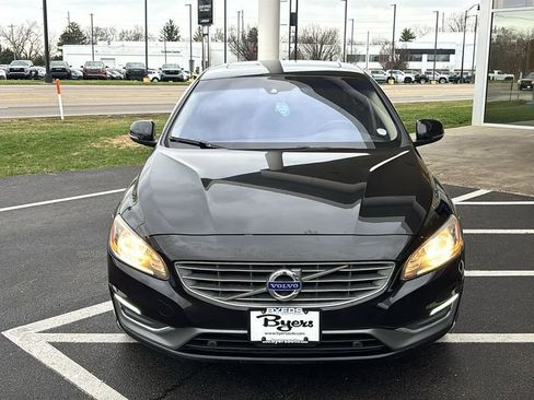 Used 2018 Volvo S60 T5 Inscription image 5