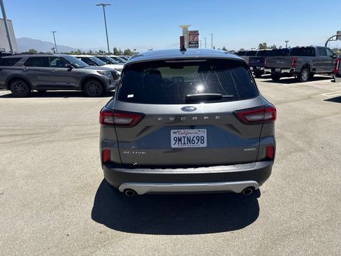 Used 2024 Ford Escape Active AWD/4WD image 5