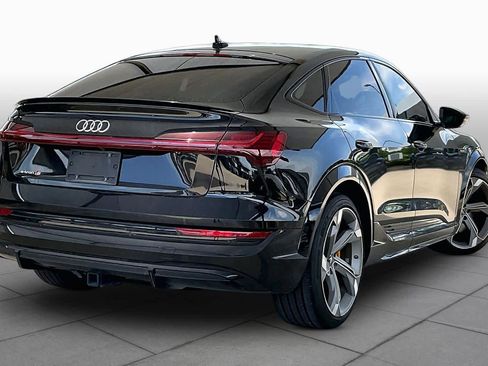 Used 2023 Audi e-tron S Prestige w/ Prestige Package AWD/4WD image 11