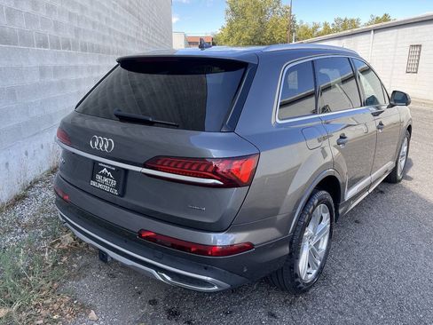 Used 2021 Audi Q7 3.0T Premium AWD/4WD image 3