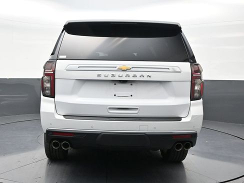 Used 2022 Chevrolet Suburban High Country RWD image 4