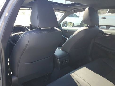 Used 2025 Lexus IS 350 F Sport image 8