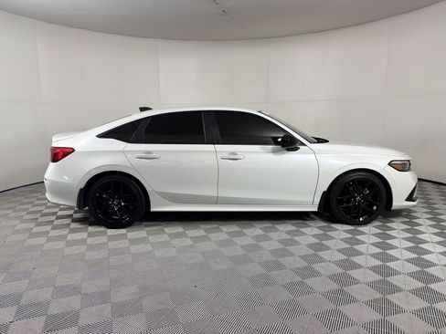 Used 2024 Honda Civic Sport image 8