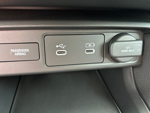 Used 2025 Honda Civic Sport image 19