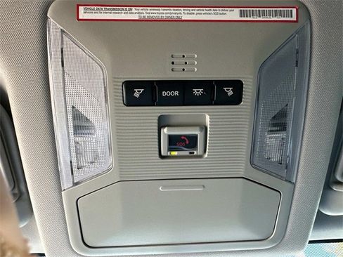 Used 2021 Toyota RAV4 XLE image 23