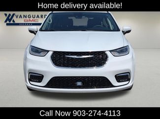 Used 2023 Chrysler Pacifica Touring-L FWD video 2