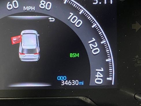 Used 2023 Toyota RAV4 XLE AWD/4WD image 19