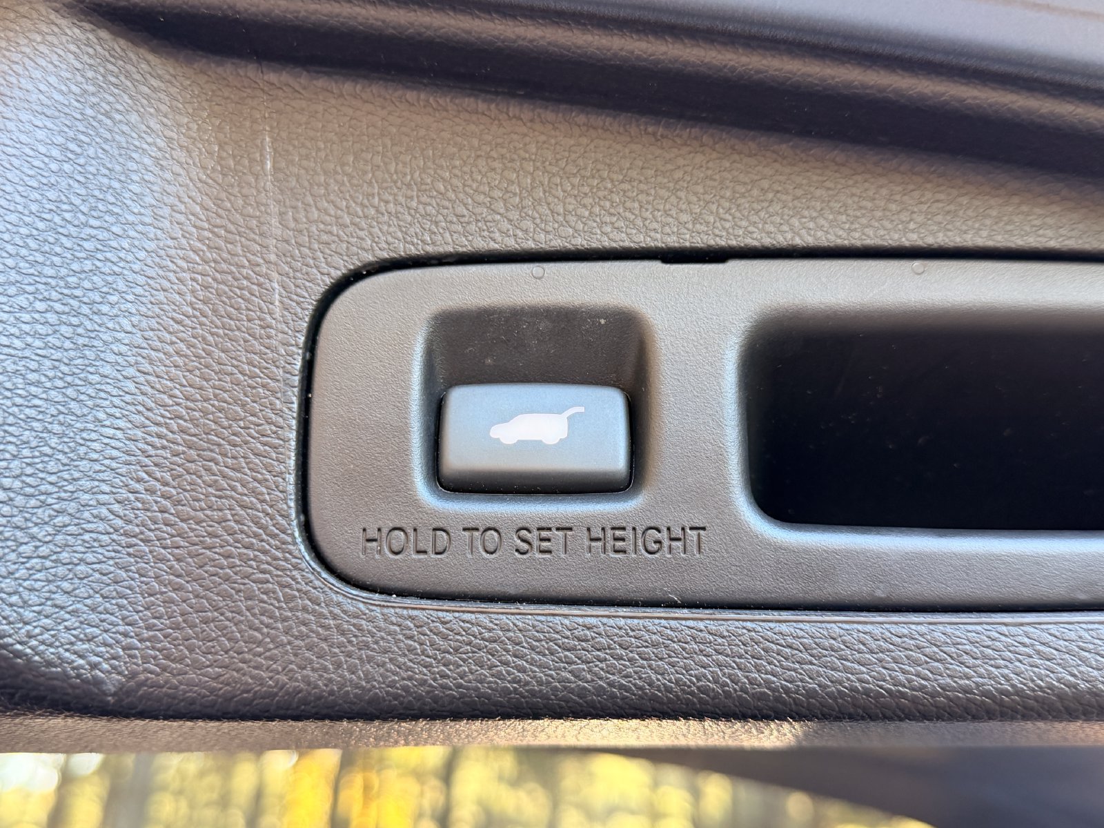 Used 2022 Honda CR-V EX-L image 16