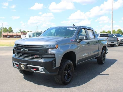 Used 2021 Chevrolet Silverado 1500 LT Trail Boss w/ Convenience Package II AWD/4WD image 4