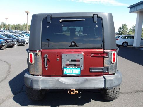 Used 2007 Jeep Wrangler Rubicon w/ PWR Convenience Group AWD/4WD image 4