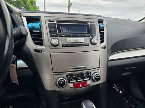 Used 2012 Subaru Outback 2.5i Premium AWD/4WD image 31