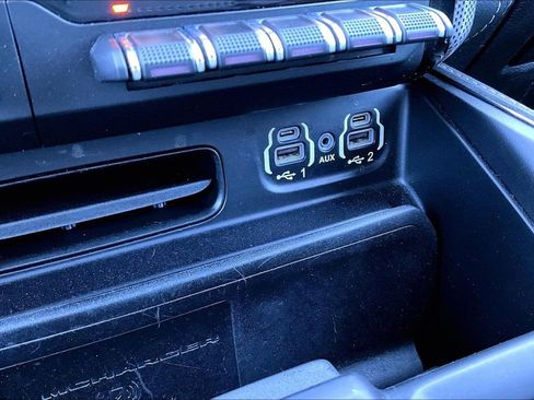 Used 2020 RAM 1500 Limited image 33