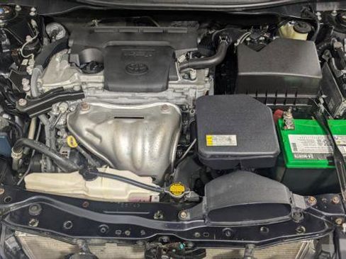 Used 2016 Toyota Camry XLE image 29