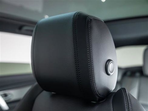 New 2026 Land Rover Discovery Sport Landmark image 14