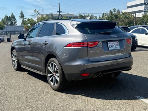 Used 2018 Jaguar F-PACE Prestige AWD/4WD image 3