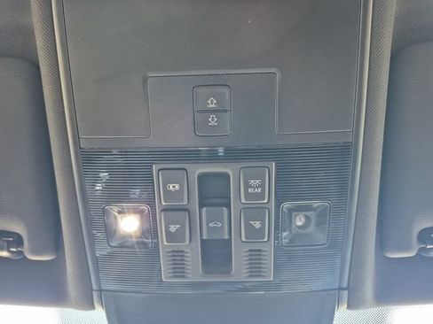 Used 2021 Volkswagen Tiguan SEL Premium R-Line AWD/4WD image 27