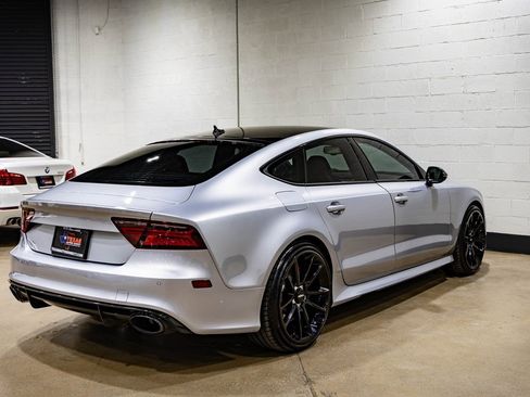 Used 2017 Audi RS 7 Prestige w/ Carbon-Optic Package image 11
