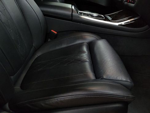 Used 2025 BMW X7 xDrive40i image 27