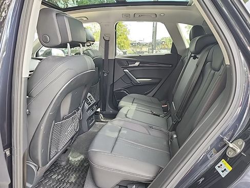 Used 2019 Audi Q5 2.0T Premium Plus AWD/4WD image 3
