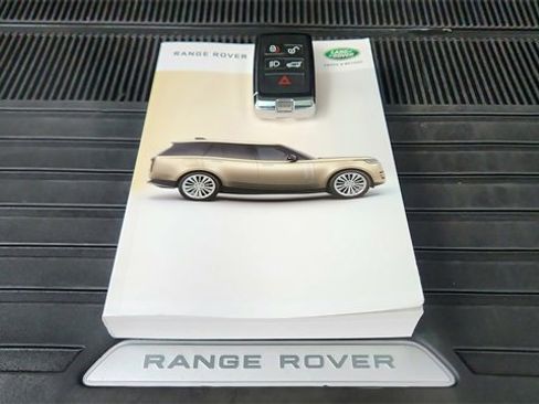 Used 2023 Land Rover Range Rover Long Wheelbase Autobiography image 63
