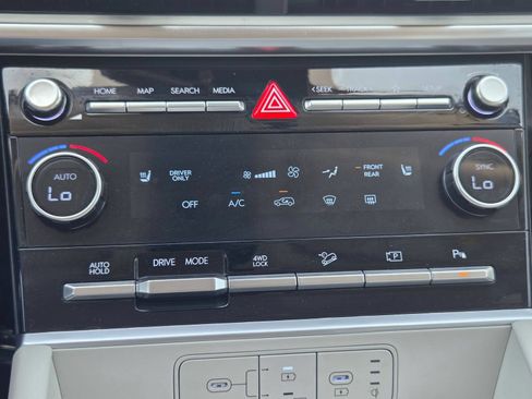 Used 2026 Hyundai Santa Fe SEL AWD/4WD image 22