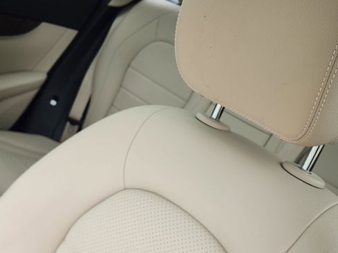 Used 2017 Mercedes-Benz GLC 300 image 7