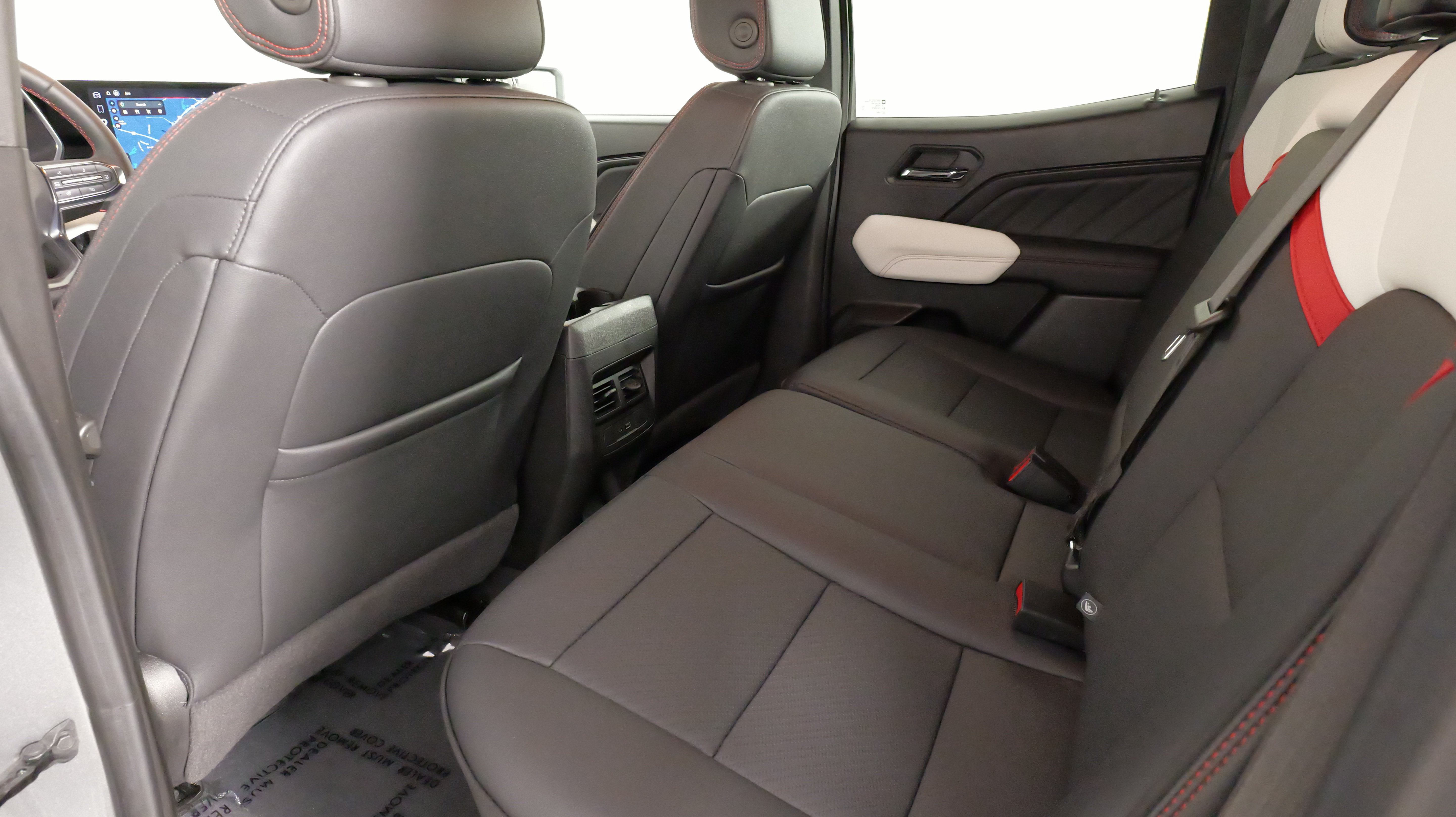 Used 2024 GMC Canyon AT4X AWD/4WD image 34