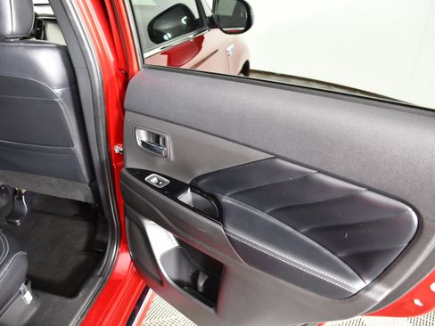 Used 2020 Mitsubishi Outlander SEL image 43