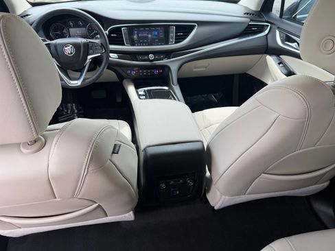 Used 2023 Buick Enclave Essence FWD image 12