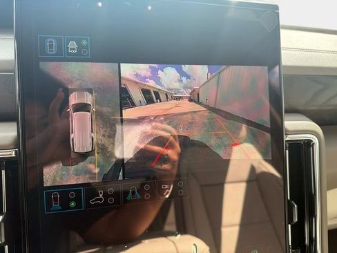 New 2026 GMC Yukon XL Denali w/ Sun & Power Step Package AWD/4WD image 19