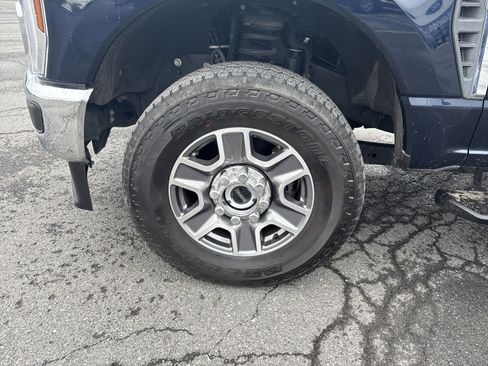 Used 2024 Ford F350 Lariat w/ Camper Package image 11