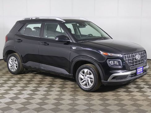 Used 2020 Hyundai Venue SEL FWD image 38