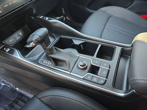 New 2026 Kia Sorento S w/ S Panoramic Sunroof Package image 27