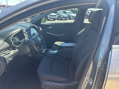 Used 2024 Chevrolet Malibu RS FWD image 9