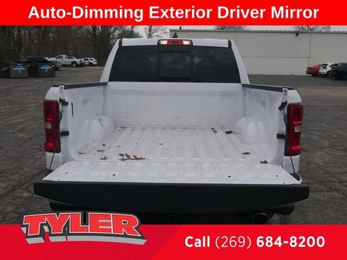 Used 2025 RAM 1500 Big Horn AWD/4WD image 18